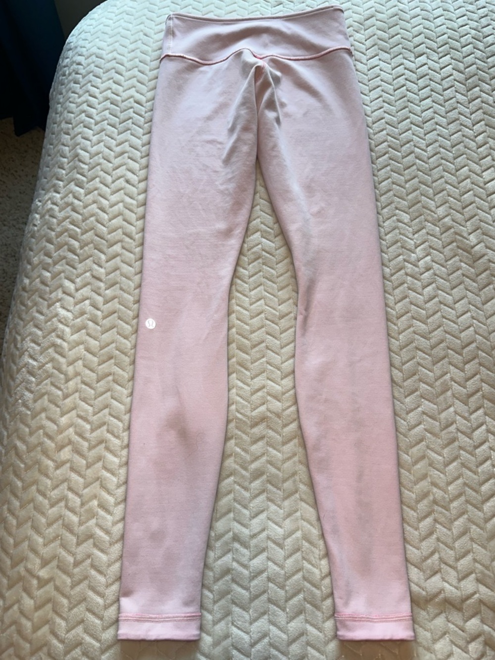 Lululemon Wunder Under Pant Reversible
Parfait Pink & Pinkelicious Size 4 - Picture 7 of 12